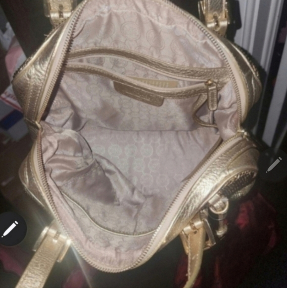 🍁🍂💣💫👀800$NWT !! SUPER RARE HTF!! MICHAEL KORS GOLD LEATHER MESH SATCHEl - Picture 10 of 11